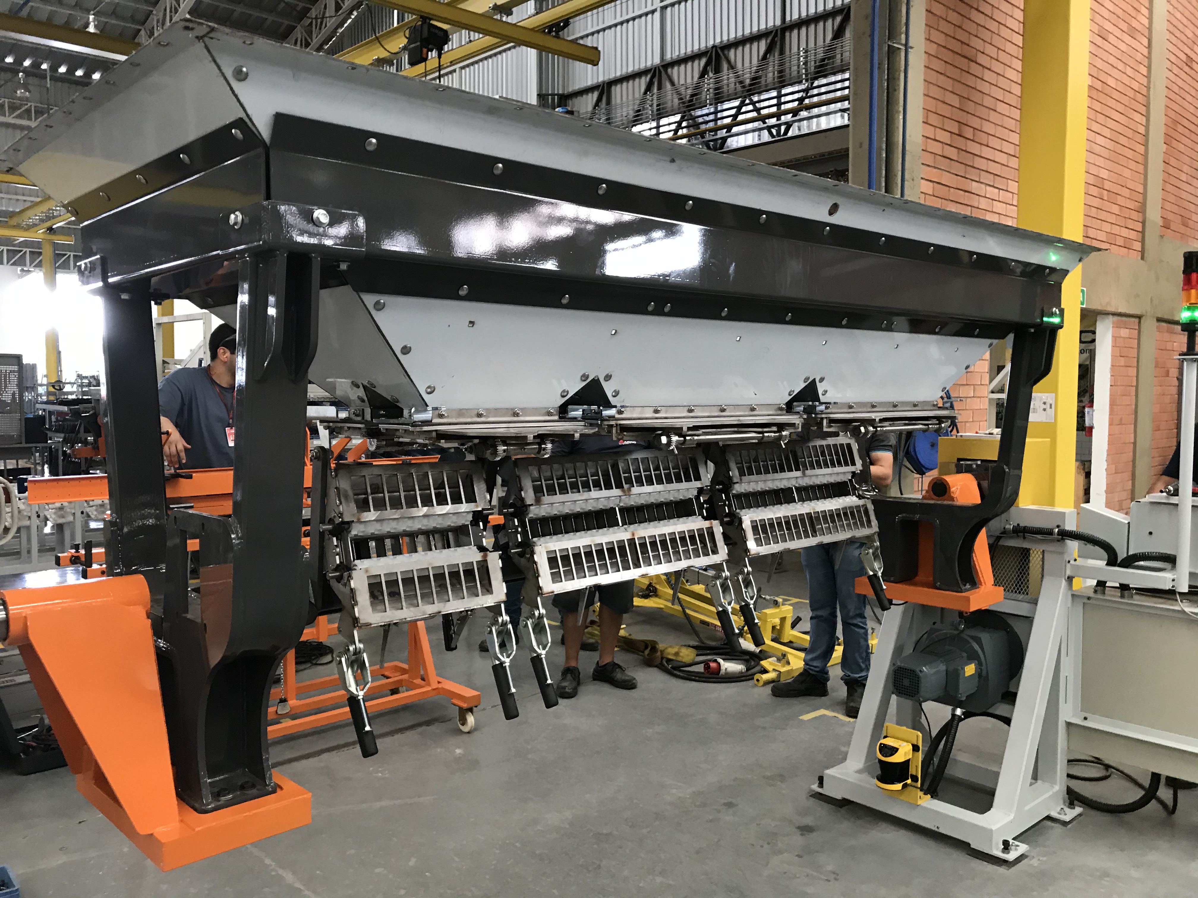 Loewe Dispositivo de Montagem Giratório